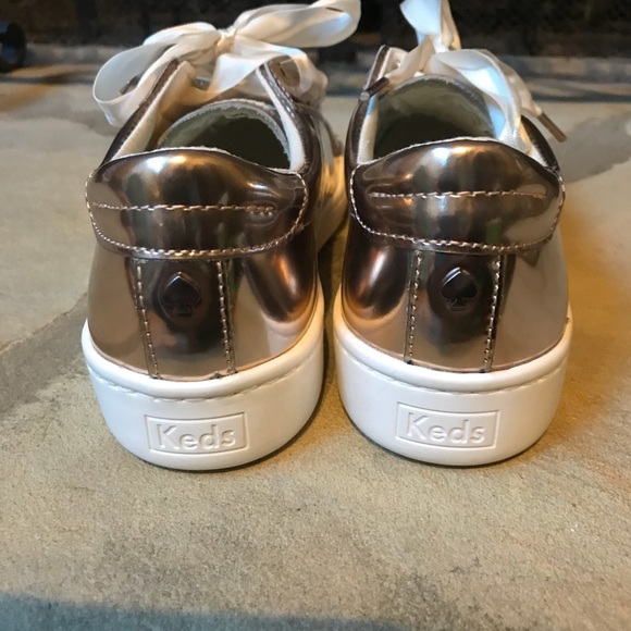 New Kate Spade New York Leather Rose Gold Sneakers - Picture 3 of 8